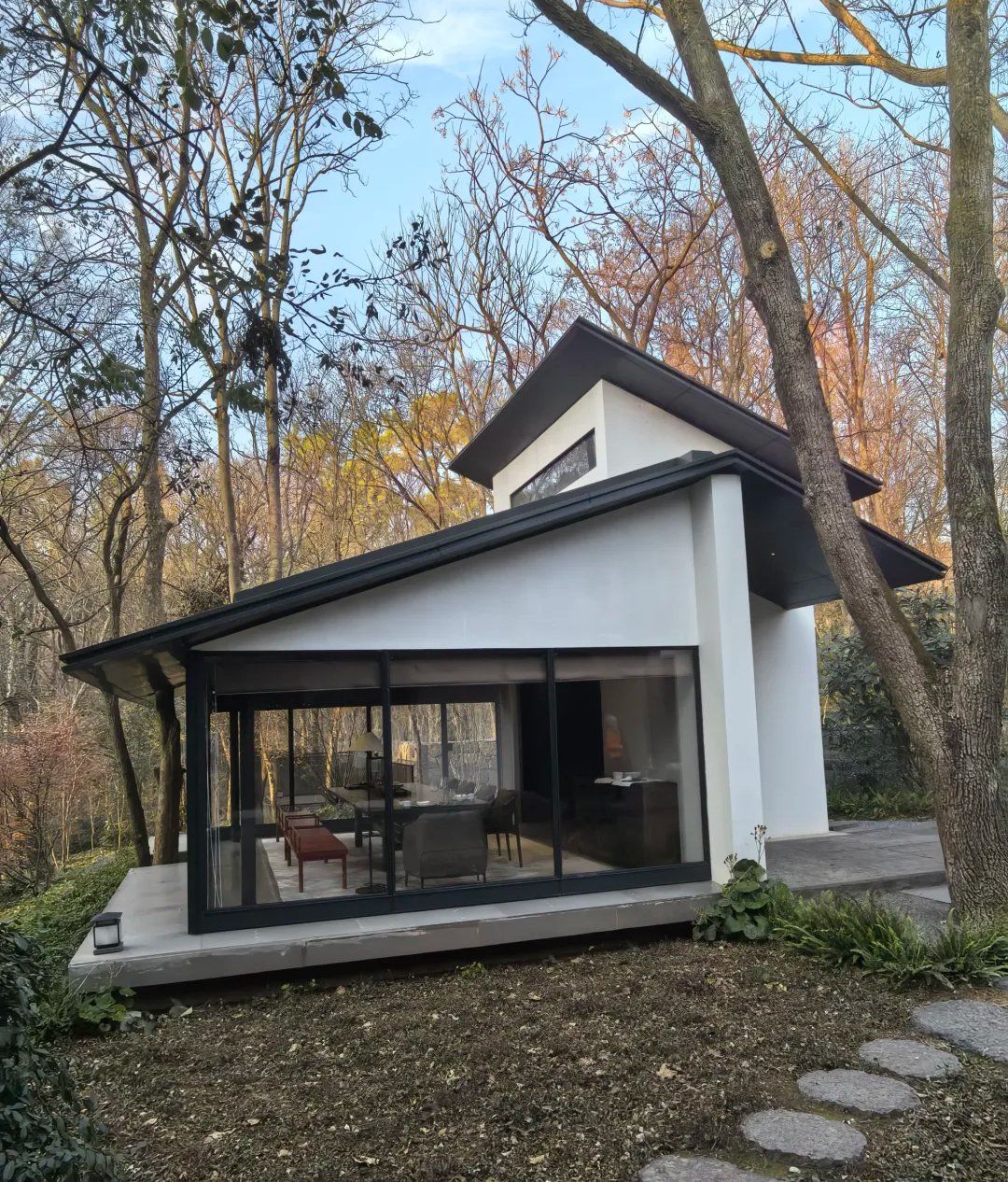 環(huán)境氛圍獨(dú)特的餐飲空間