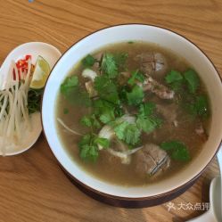 上海美食探店 | Phoreal虹橋南豐城店 招牌牛肉湯河粉究竟好不好吃？用戶評價與實拍解析